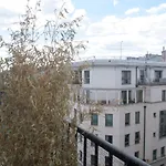 Charming Apartment Close To Republique
